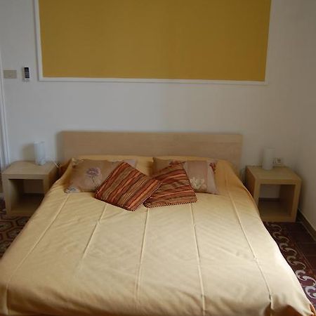 Arena Alfieri B&B Livorno Szoba fotó